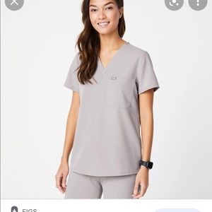 Figs slate catarina top